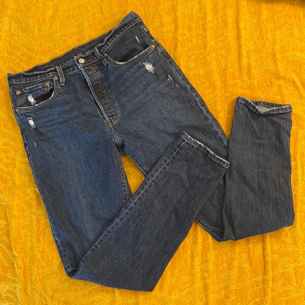 Levi’s 501 Skinny Distressed Button Fly Jeans size 32x32